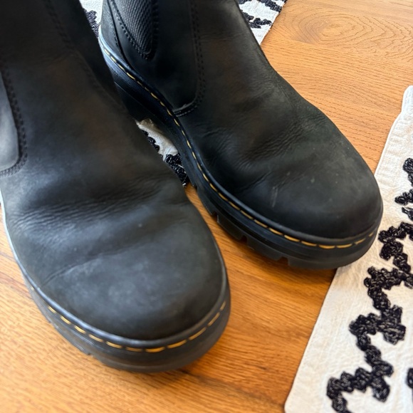 Dr Martens Embury Black Chelsea Boots womens shoe size 10 - Picture 4 of 9